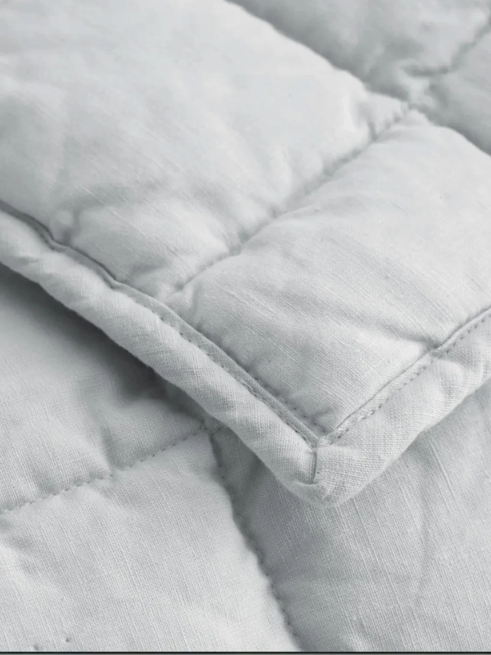 European Linen Toddler Quilt Mist Blue